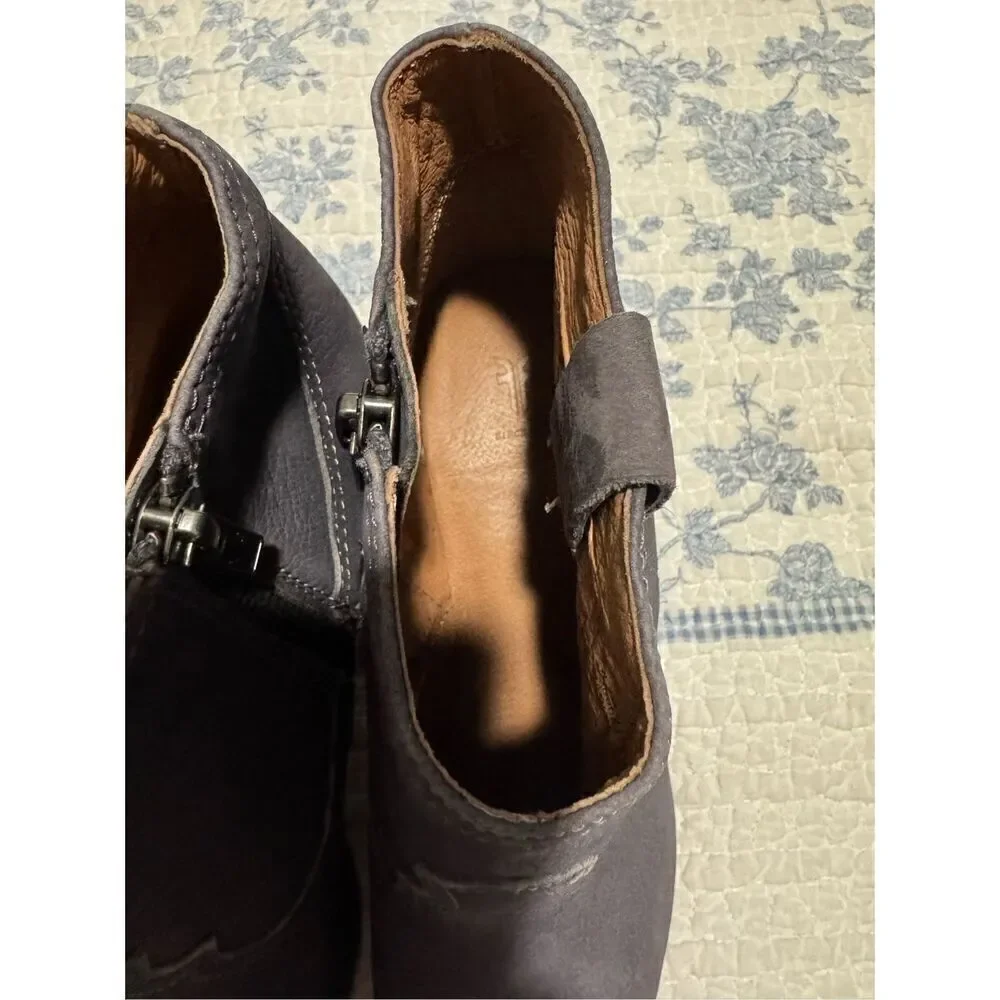 Frye Reina ankle in gray leather booties western details 8.5